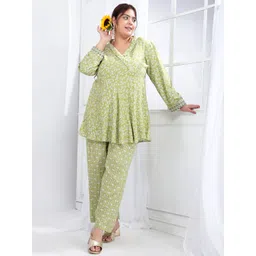 Bani Women Plus Size Printed Tunic With Trousers image 5