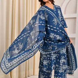 Nayo Floral Printed V-Neck Pure Cotton Straight Kurta With Palazzos & Dupatta image 4