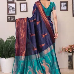 Snofi Creation Ethnic Motifs Woven Design Zari Kanjeevaram Saree image 4