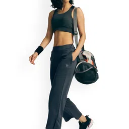 SG Women Mid-Rise Track Pants image 3