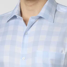 Van Heusen Men Checked Cotton Formal Shirt image 5