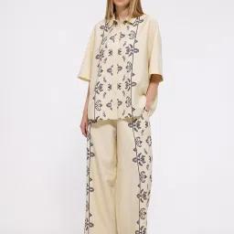 Cover Story Off White Printed Shirt image 5