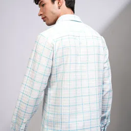 HIGHLANDER Men Spread Collar Checked Casual Shirt image 3