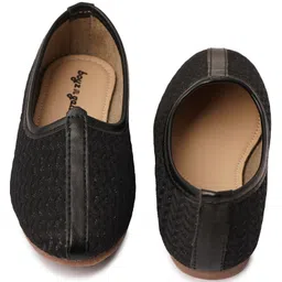 boyz n galz Abstract Embroidered Mojaris - Black image 5