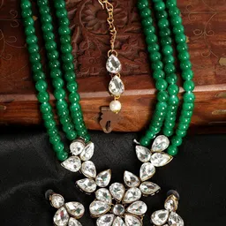 Anouk Gold-Plated Kundan Studded & Pearls Beaded Jewellery Set-picture-16