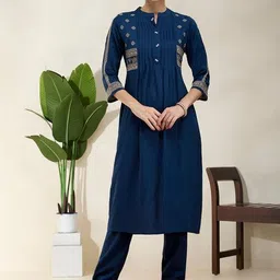 FASHOR Women Ethnic Motifs Printed Pleated Thread Work Kurta with Trousers-picture-27