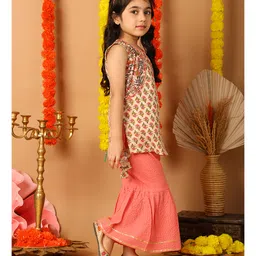 Kinder Kids Cotton Woven Sleeveless Floral Printed Kurti With Attached Jacket And Sharara Set - Peach image 4