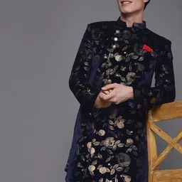 Manyavar Men Navy Blue & Off-White Floral Printed Sherwani Set-picture-20