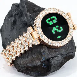 Krelin Women Dial & Stainless Steel Straps Analogue Automatic Watch Watch-D12-GLD-picture-23