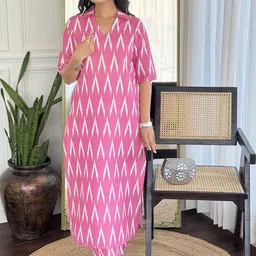 Anni Designer Women Printed Regular Kurta Sets image 3