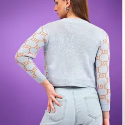 NOWI Women Printed Woollen Crop Cardigan image 2