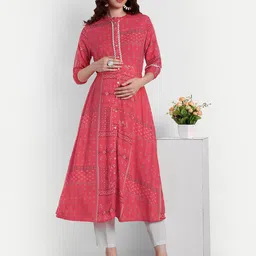 Aaruvi Ruchi Verma Floral Printed Mandarin Collar Sequinned Maternity Kurta image 2