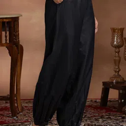 Libas Mandarin Collar Straight Kurta With Salwar & Dupatta image 3