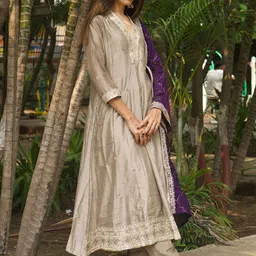 MOKOSH Floral Embroidered Panelled Sequinned Silk Anarkali Kurta With Trouser & Dupatta image 2