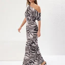 Trendyol Animal Print Maxi Dress-image-55