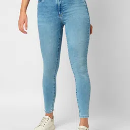 Kraus Jeans Women Skinny Fit High-Rise Light Fade Jeans-picture-45