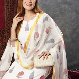 GoSriKi Women Floral Printed Regular Kurta with Trousers & With Dupatta image 2