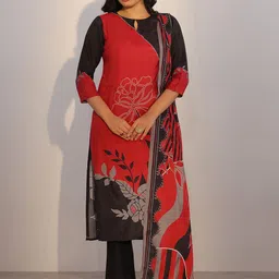Libas Women Floral Bandhani Printed Kurta with Trousers & Dupatta image 5