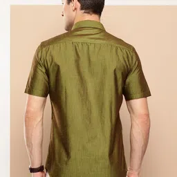 INVICTUS Men Slim Fit Casual Shirt image 4