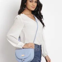 KLEIO Quilted Half Moon Sling Bag-picture-10
