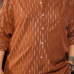 Instafab Plus Comfort Abstract Printed Spread Collar Pure Cotton Casual Shirt image 3