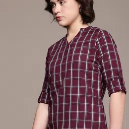 The Roadster Lifestyle Co. Checked Roll Up Sleeves Casual Top image 5