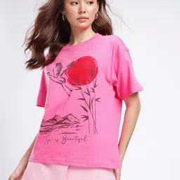 glitchez Graphic Printed Oversized T-shirt image 3