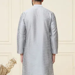 SOJANYA Men Kurta image 5
