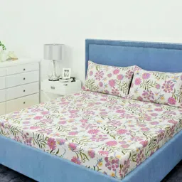 THE CONVERSION White & Pink Floral 200 TC King Bedsheet with 2 Pillow Covers image 4