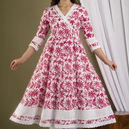 Shivaradhya Designers Women Floral Printed Angrakha Pure Cotton Kurta with Trousers image 2