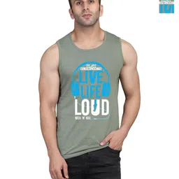 SLOWLORIS Men 2 Colourblocked Applique Slim Fit T-shirt-image-24