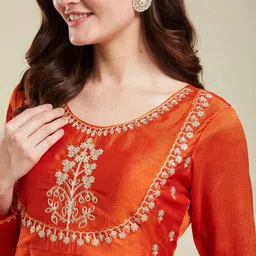 mokosh Women Silk Blend Kurta Pant Dupatta Set image 4