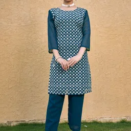 Moda Rapido Women Ethnic Motifs Embroidered Regular Thread Work Kurta with Trousers-image-49