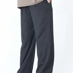 StyleCast x Revolte Men Regular Fit Mid-Rise Trouser image 4