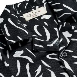 arias by lara dutta Arias Woven Half Sleeves Resort Collar Abstract Printed Shirt - Black image 3