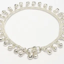 Anouk Set of 2 Silver-Plated Ghungroo Beaded Anklets image 5