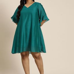 Qurvii+ Plus Size Bell Sleeves A-Line Dress-picture-18