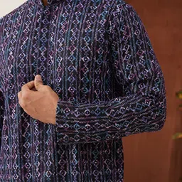 Jompers Men Geometric Embroidered Sequinned Kurta image 2
