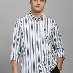 Louis Philippe Men Spread Collar Vertical Striped Cotton Casual Shirt-picture-29