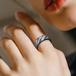 MEENAZ Set Of 2 Silver Plated Finger Rings image 2