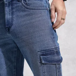 WROGN Men Relaxed Fit Heavy Fade Stretchable Jeans image 2