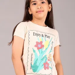 V-Mart Girls Printed T-shirt-image-90