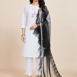 House of Pataudi Embellished Frill-Detail Dupatta-picture-49