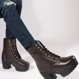 Kliev Paris Women Ankle Length Block Heeled Boots image 5