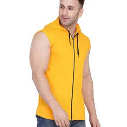 BEYOU FASHION Men Hooded Solid Slim Fit T-shirt-image-43