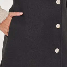 Styli Longline Single-Breasted Overcoats image 3