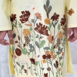 Fayon Kids Boys Floral Embroidered Mandarin Collar Thread Work Kurta With Pyjama image 5