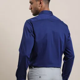 Turtle Men Standard Slim Fit Solid Spread Collar Pure Cotton Formal Shirt image 3