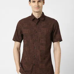 Peter England Casuals Geometric Printed Spread Collar Slim Fit Cotton Casual Shirt-picture-13