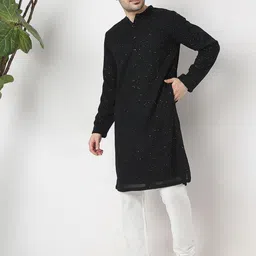 Ethnicity Men Embroidered Thread Work Kurta image 4